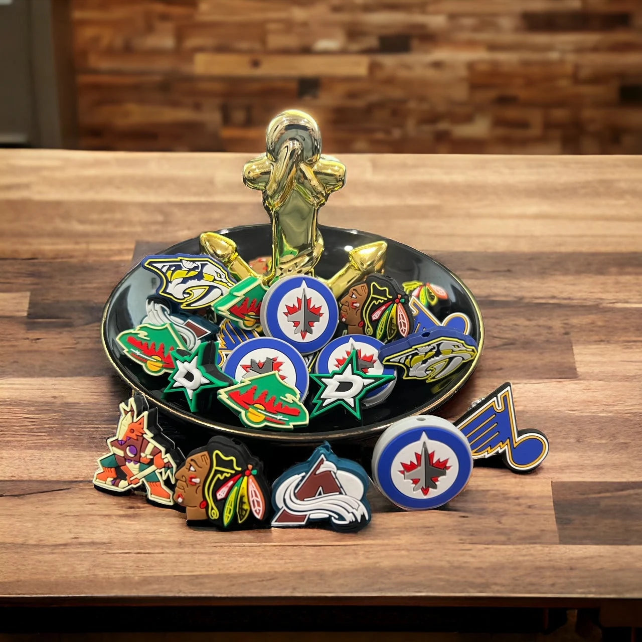 SPORT Silicone Focal, Central Hockey Team Focal Bead, Eastern Conference, Beaded Pens, Chicago Blackhawks Hockey Focal Bead